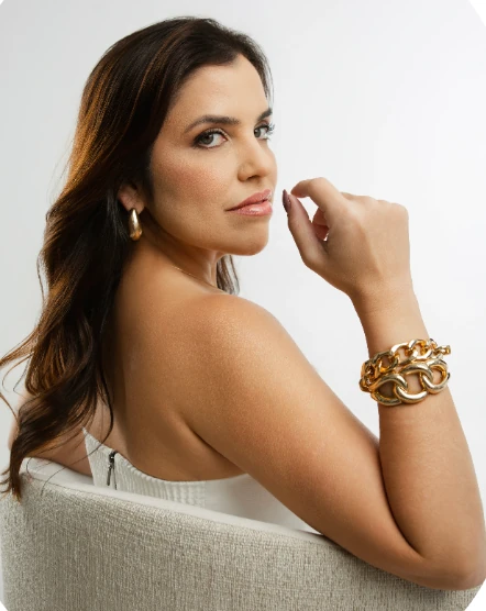 Retrato da Dra. Marcella Ledo, médica dermatologista